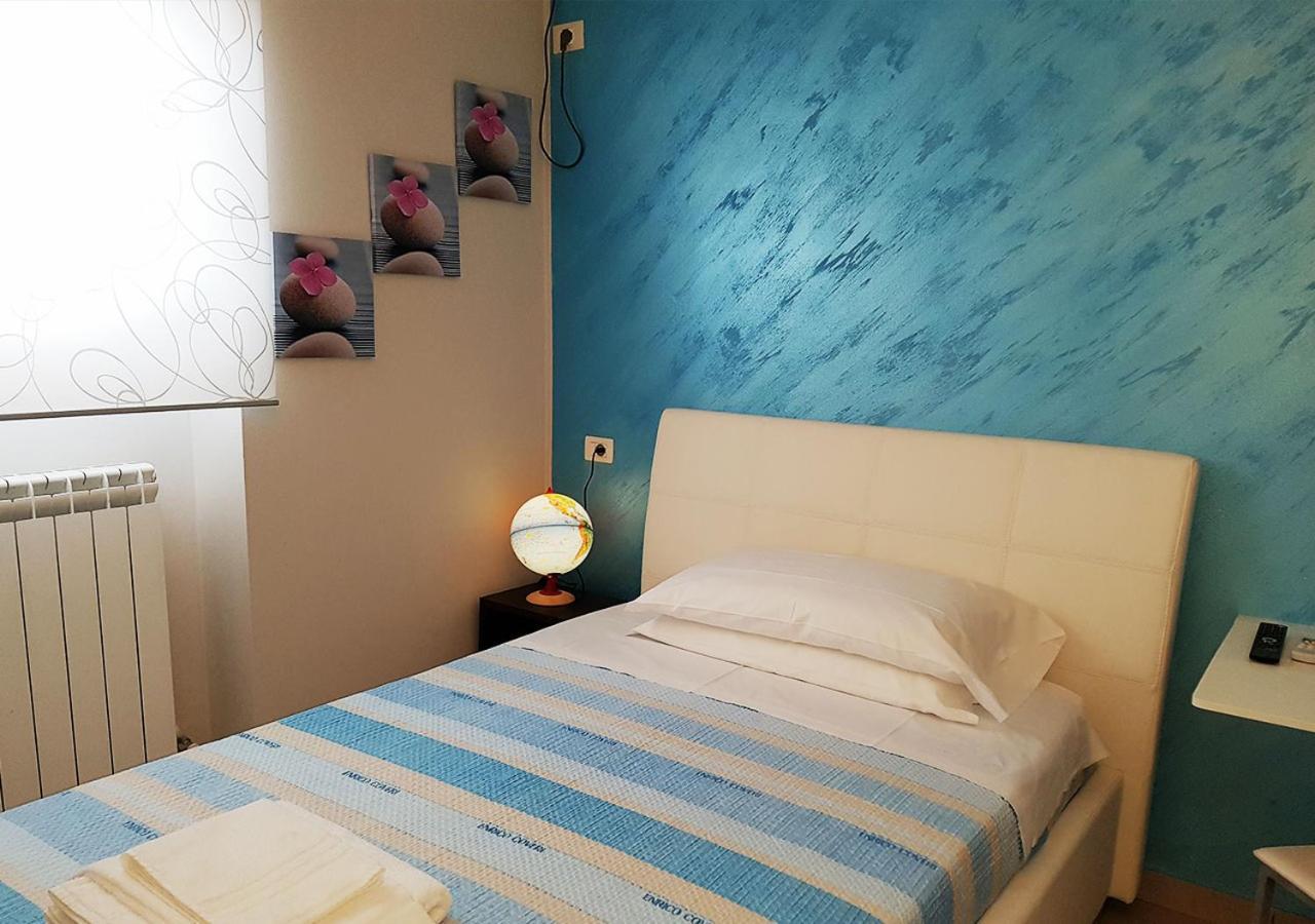 Cristal Rooms Пьяченца Экстерьер фото